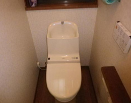 福岡を拠点にアパート・マンションのリフォーム・リノベーションをするホームドクター美雲のTOTO製一体形便器GG1に取り替え